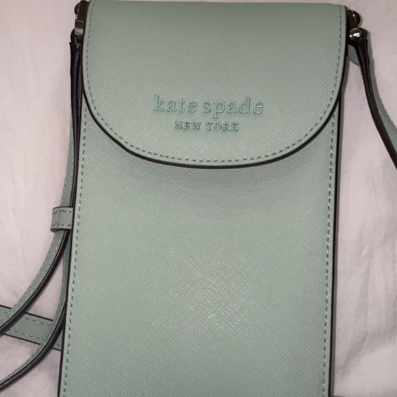 Kate Spade Cameron NorthSouth Flap Phone Crossbody - Picture 1 of 9